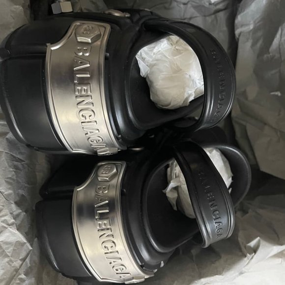 COPY - Balenciaga x Crocs Hardcrocs Slide main image 3
